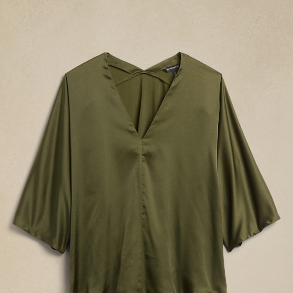 Banana Republic Olive Green Blouse - Picture 5 of 6